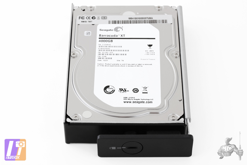 Seagate Barrcuda XT from LaCie 5big - By Sylvain ALLAIN